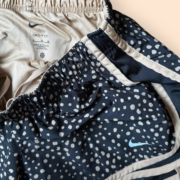 Nike dri fit shorts - Picture 3 of 3
